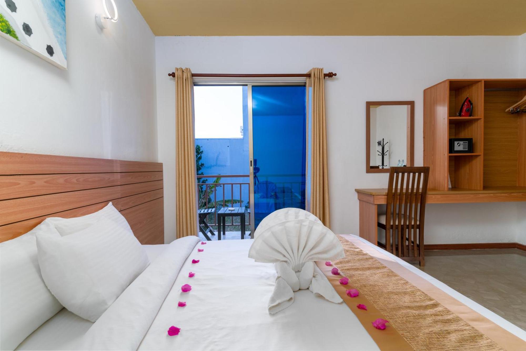 Nala Veli Beach & Spa 乌库拉斯 外观 照片
