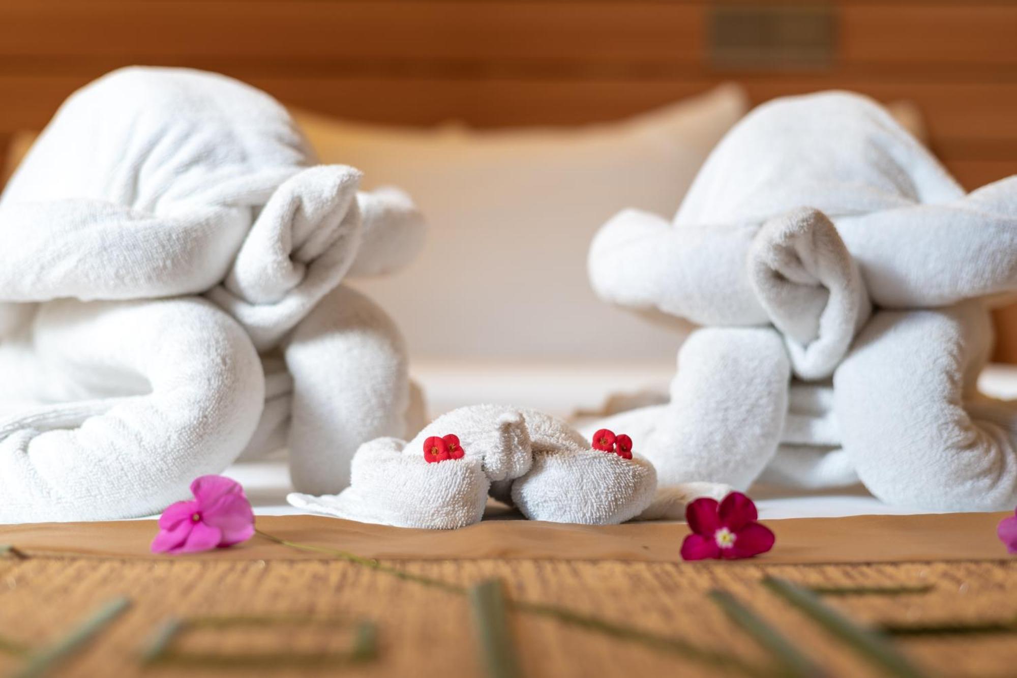 Nala Veli Beach & Spa 乌库拉斯 外观 照片
